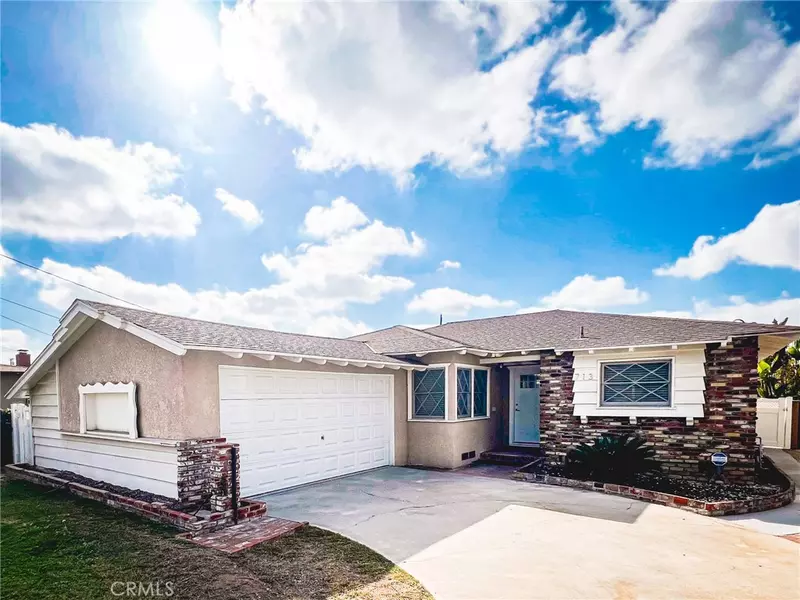 713 W Oakwood ST, Montebello, CA 90640