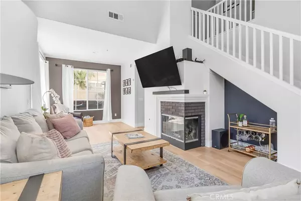 Claremont, CA 91711,413 Warner ST