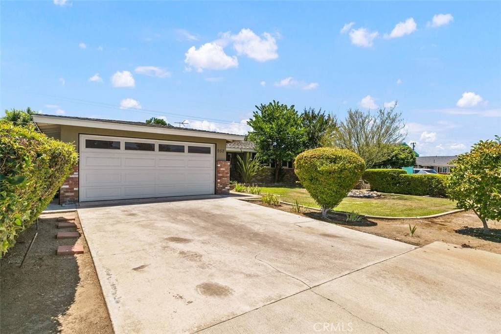 Azusa, CA 91702,952 E Citrus Edge ST