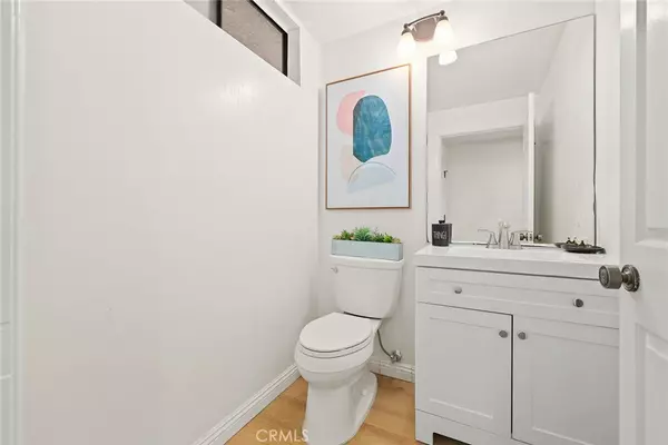 Glendale, CA 91202,1200 Valley View RD #204