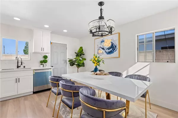 Fullerton, CA 92833,1883 Carol DR