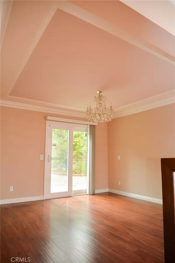 Monterey Park, CA 91755,820 Country RD