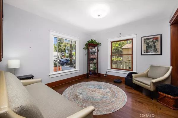 South Pasadena, CA 91030,1040 Orange Grove AVE
