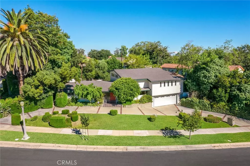 San Marino, CA 91108,2350 Ridgeway RD