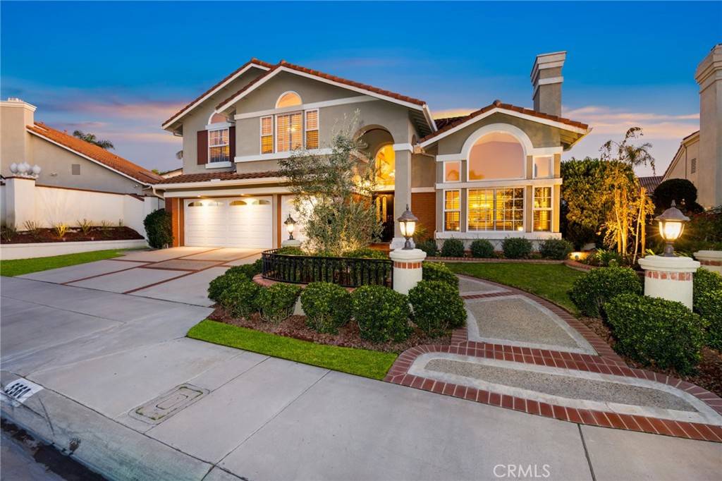 Yorba Linda, CA 92887,5560 Vista Del Mar