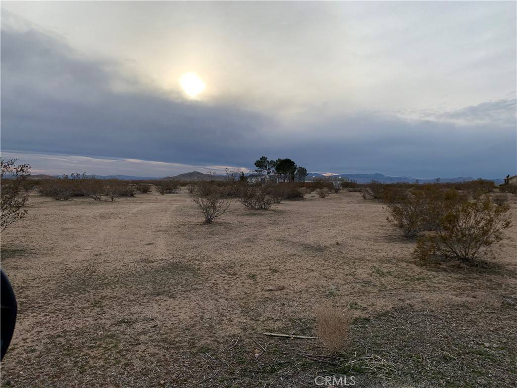 California City, CA 93301,75 Clifford Court