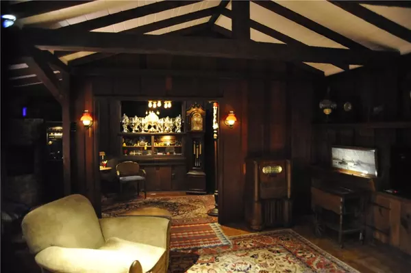 Sierra Madre, CA 91024,501 Woodland DR