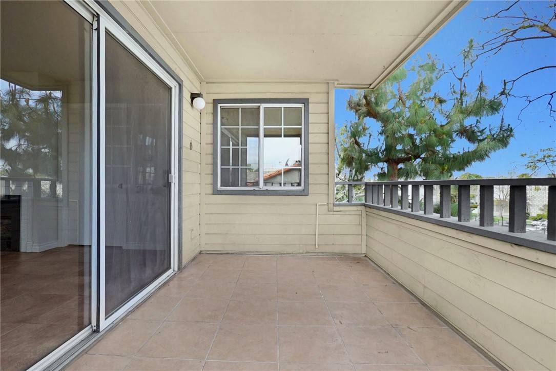 Long Beach, CA 90814,680 Grand AVE #207
