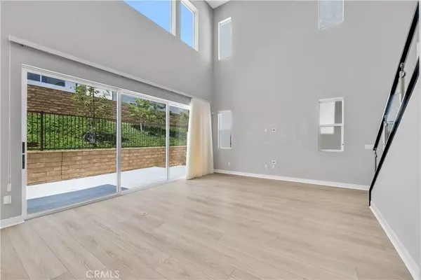 Montebello, CA 90640,468 Sycamore DR