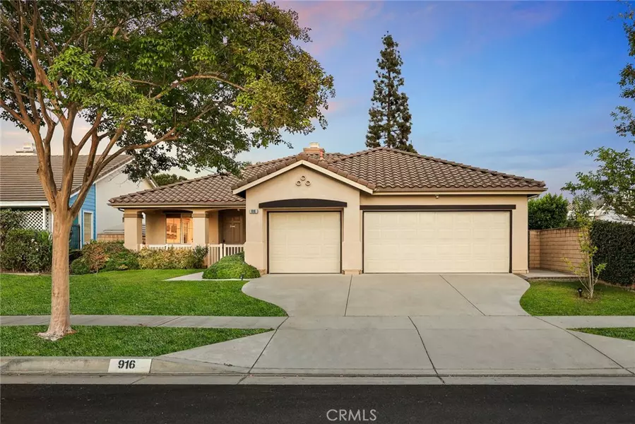 916 Livermont LN, Duarte, CA 91010