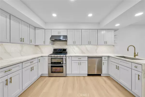 Irvine, CA 92612,18 Meadowsweet WAY