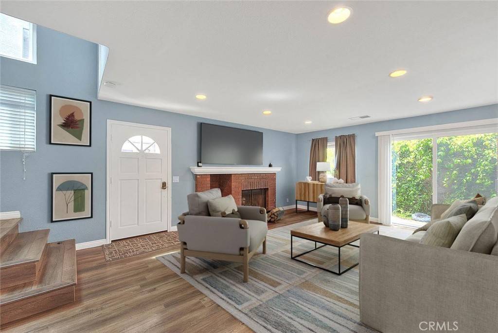 1206 S Barranca AVE #A, Glendora, CA 91740