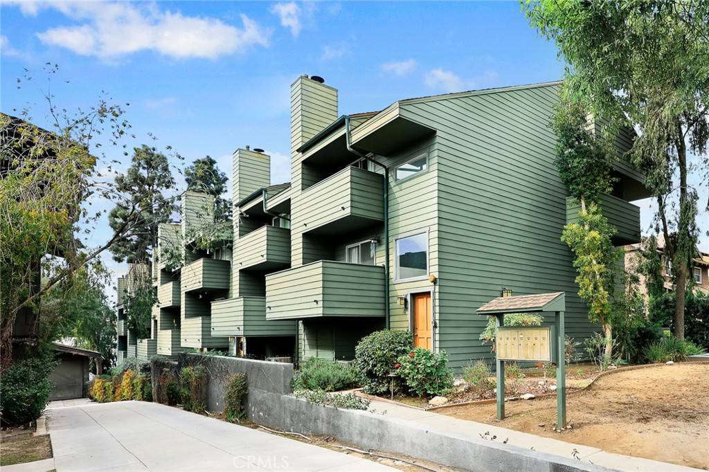 Pasadena, CA 91101,543 S Marengo Ave #1