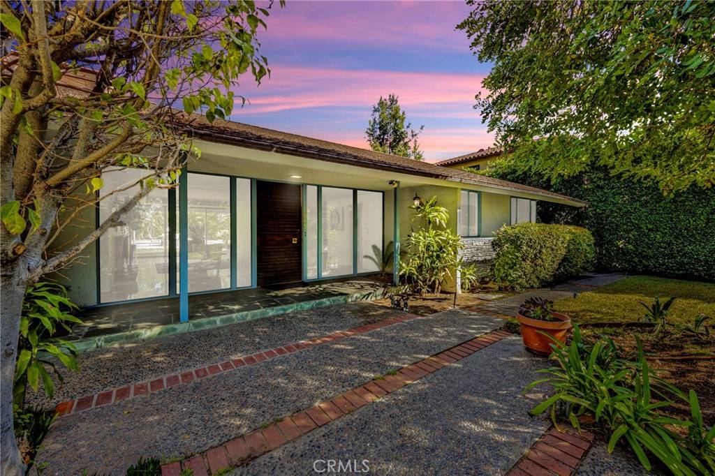 Pasadena, CA 91106,1645 San Pasqual ST
