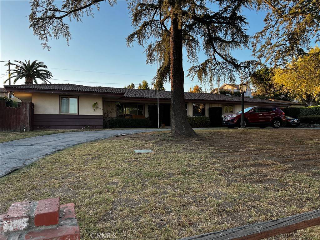 319 Tocino DR, Duarte, CA 91010