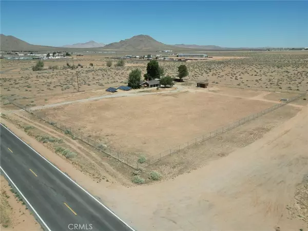 Apple Valley, CA 92307,21874 Waalew RD