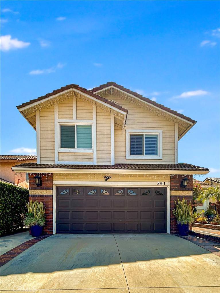 891 Hedges DR, Corona, CA 92878