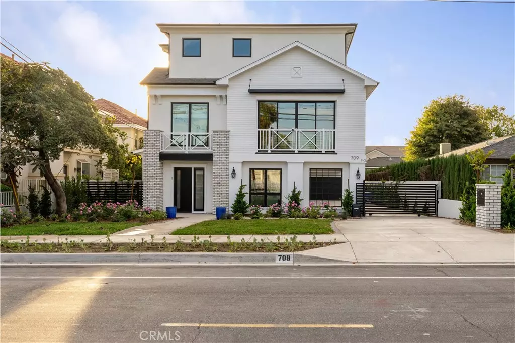 Arcadia, CA 91006,709 S 2nd AVE #2