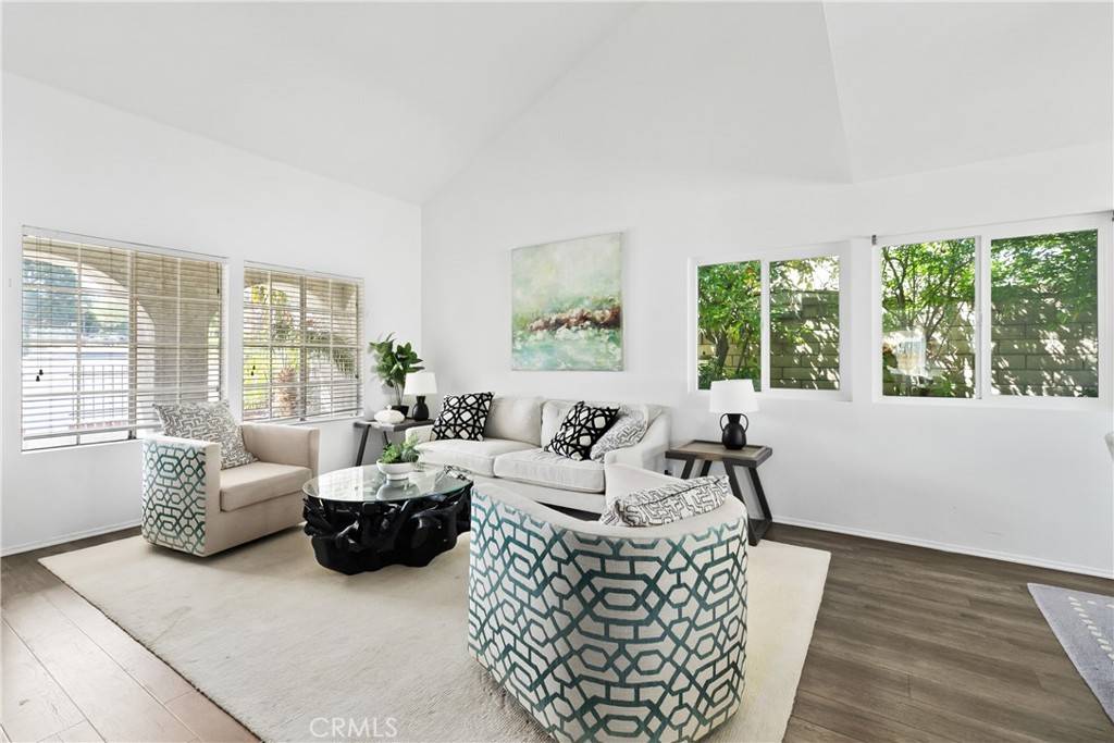 Pomona, CA 91766,21 N Slope LN