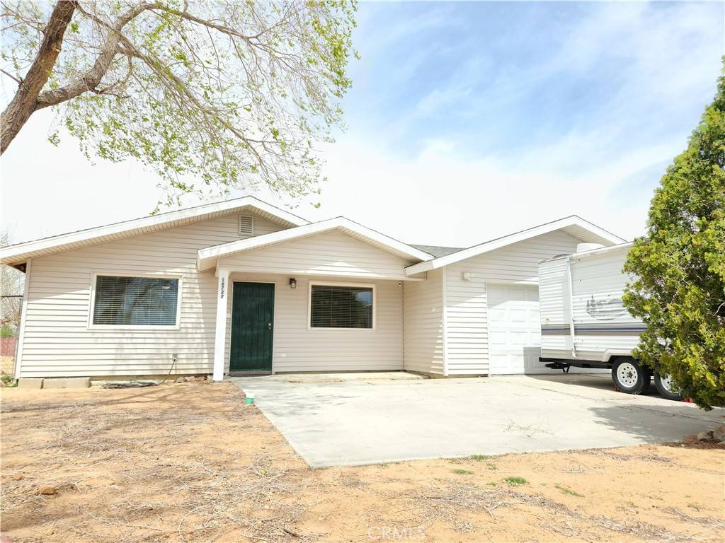 16722 Pauhaska RD, Apple Valley, CA 92307