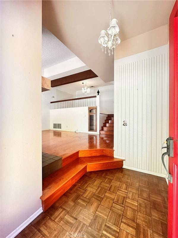 Pomona, CA 91766,7 Wilderness PL