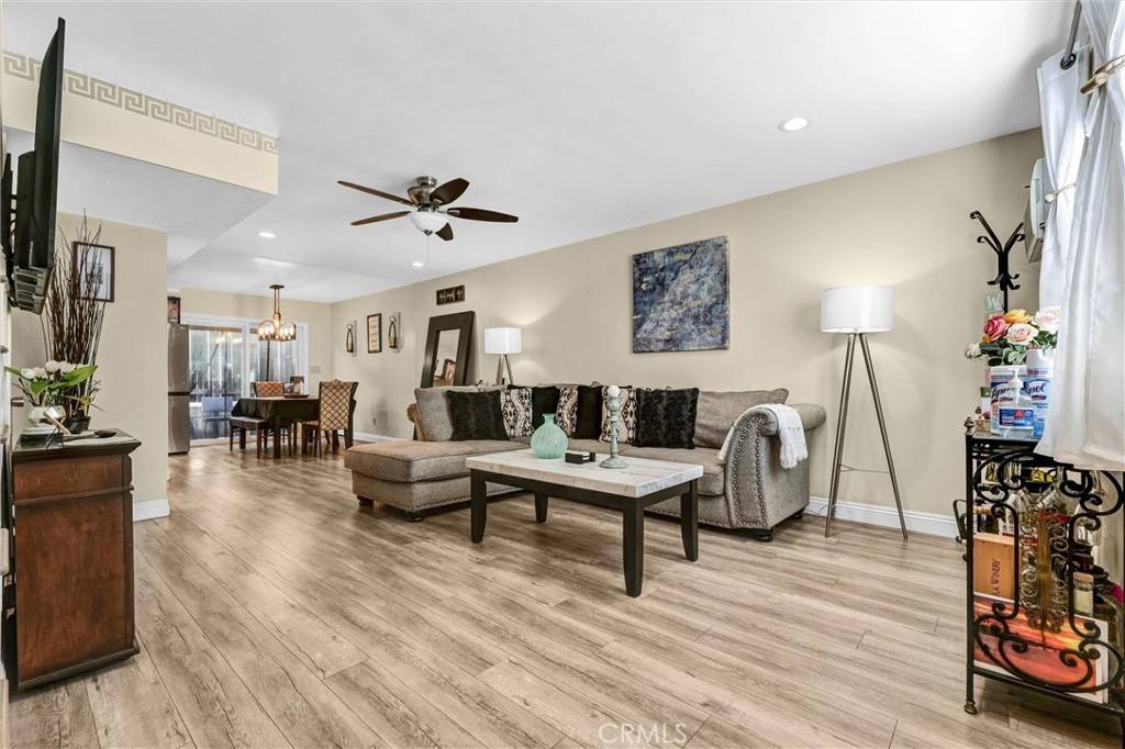 1837 Temple AVE #C, Signal Hill, CA 90755