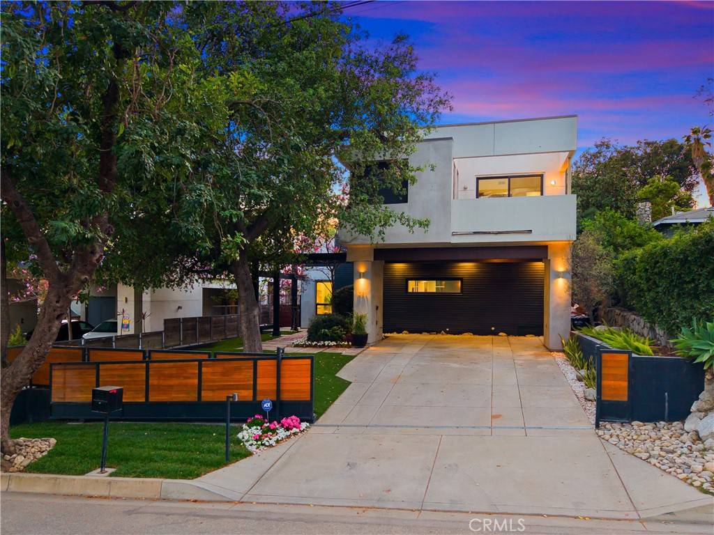 Sierra Madre, CA 91024,321 Camillo RD