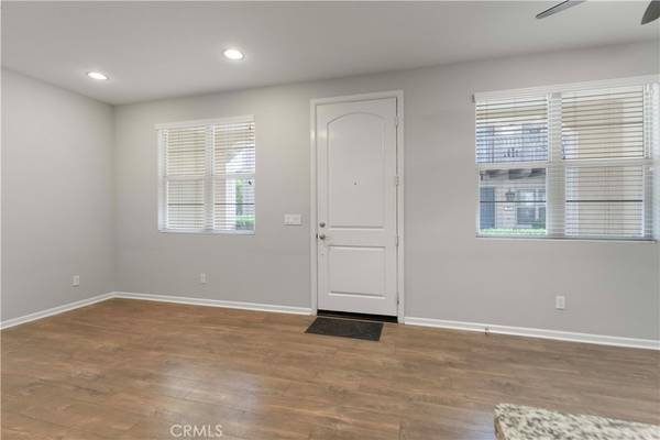 Claremont, CA 91711,906 Grove CT