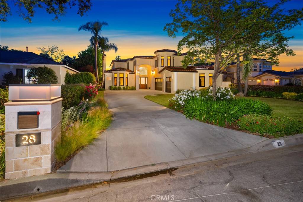 28 W La Sierra DR, Arcadia, CA 91007