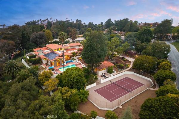 Palos Verdes Estates, CA 90274,1916 Via Visalia