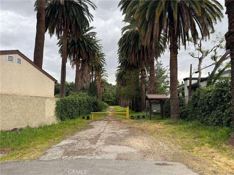 28 Oak Canyon Rd, West Covina, CA 91791
