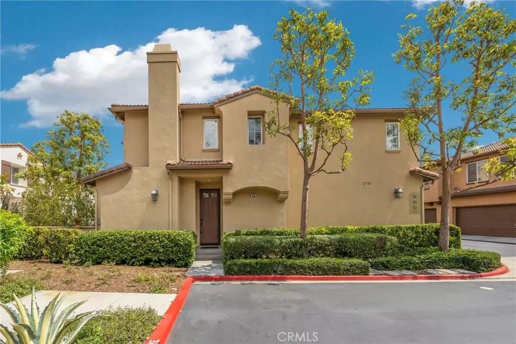 Irvine, CA 92602,86 Topaz