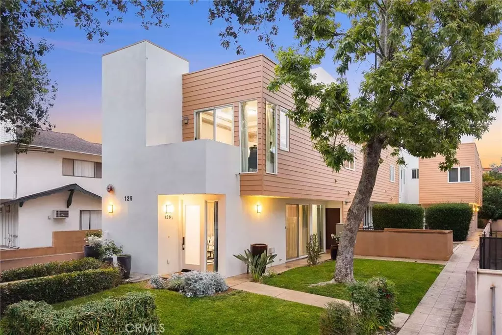 Pasadena, CA 91106,128 N Allen AVE #1