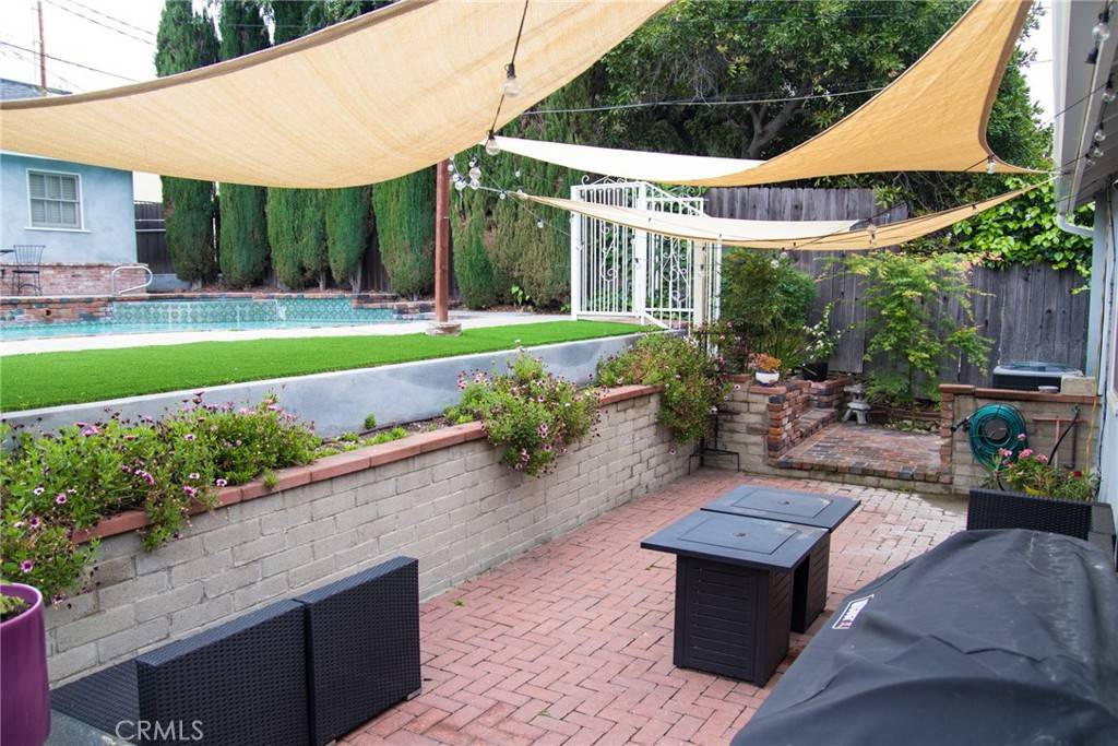 La Crescenta, CA 91214,2619 Mary ST