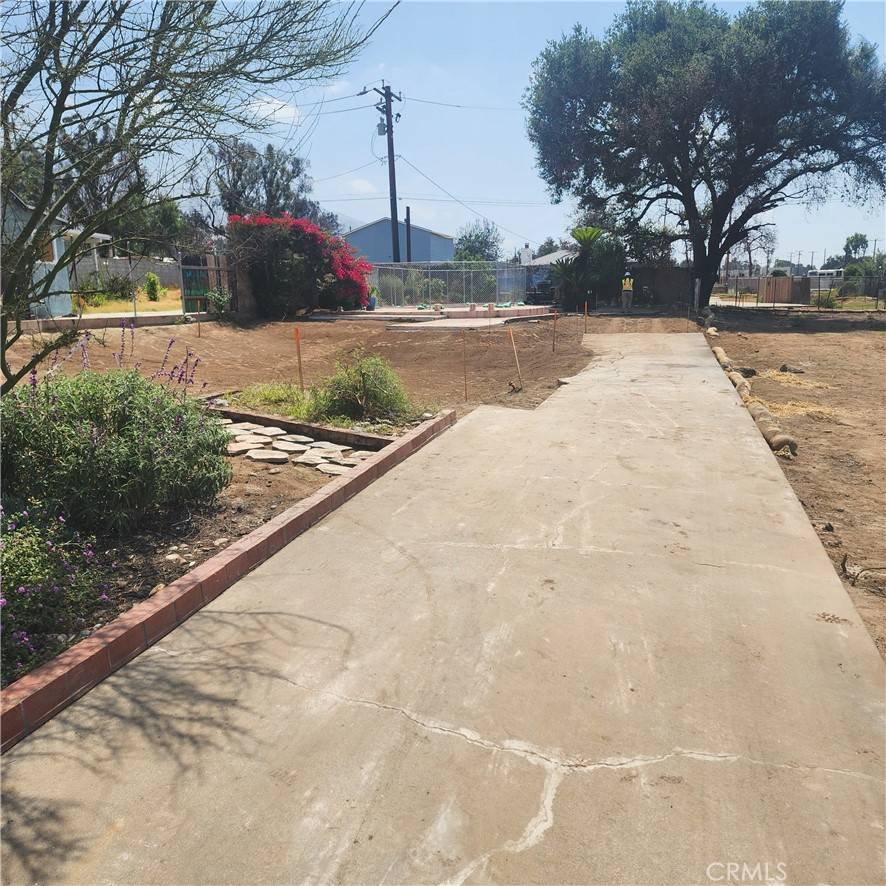 Altadena, CA 91001,2734 Glen AVE