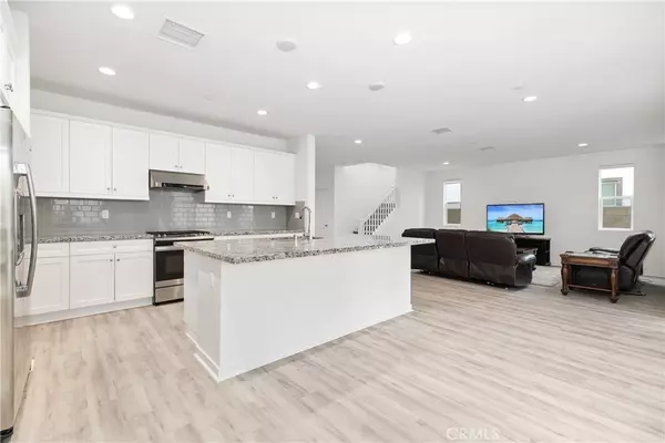 Ontario, CA 91762,2941 E Travertine ST