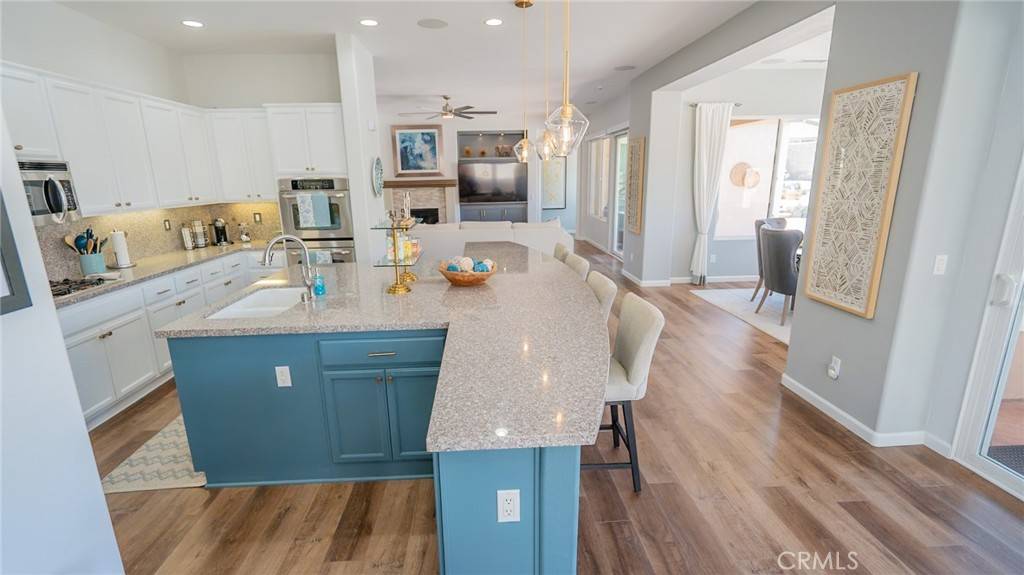 La Quinta, CA 92253,60297 Angora CT