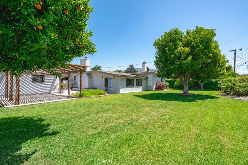 Glendora, CA 91741,1038 E Meda AVE