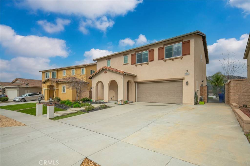 3344 Pokeroot LN, San Bernardino, CA 92407