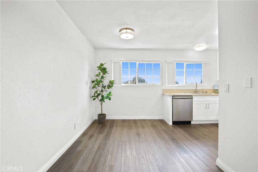 Irvine, CA 92620,326 Streamwood