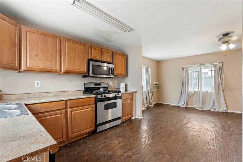 Redlands, CA 92374,1013 Herald ST
