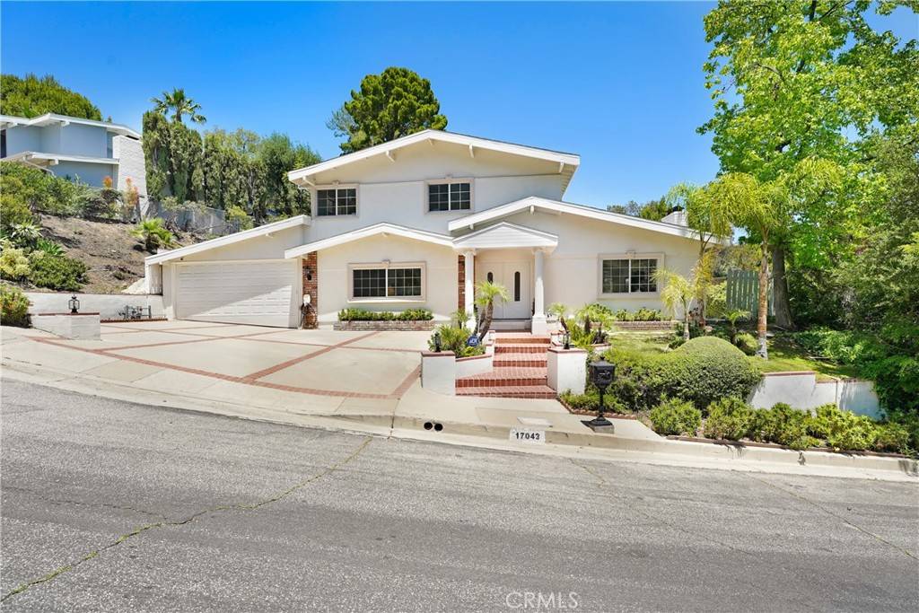 17043 Empanada PL, Encino, CA 91436