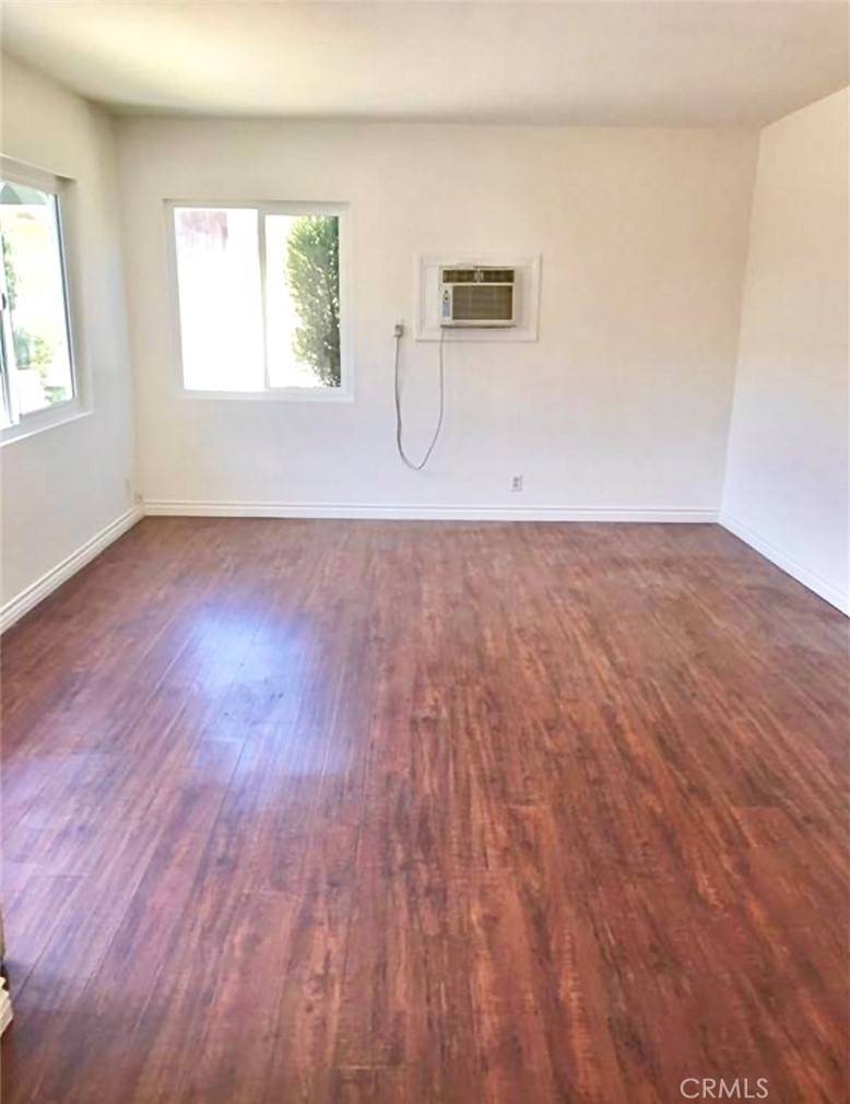 Alhambra, CA 91801,926 N Electric AVE