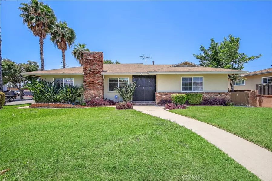 401 N La Breda AVE, West Covina, CA 91791