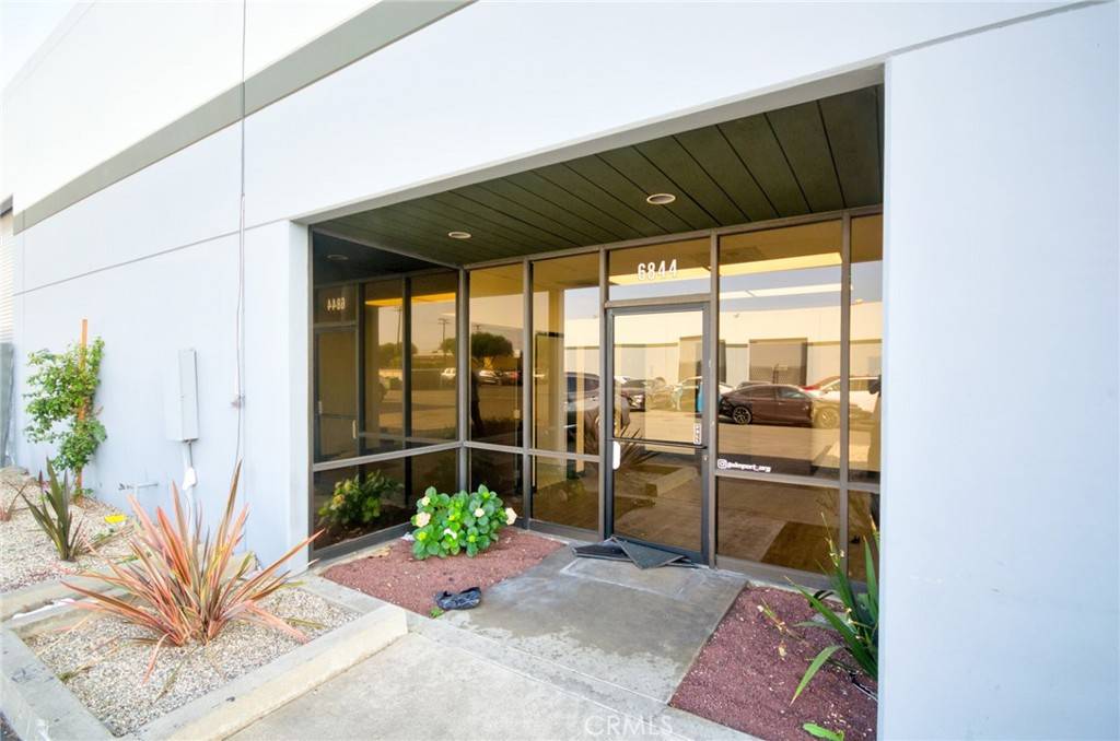 6844 Suva ST, Bell Gardens, CA 90201