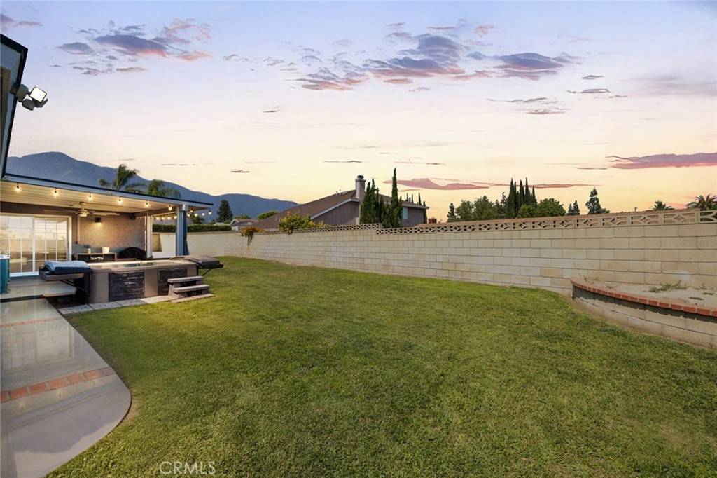 Rancho Cucamonga, CA 91701,6963 Shamrock LN