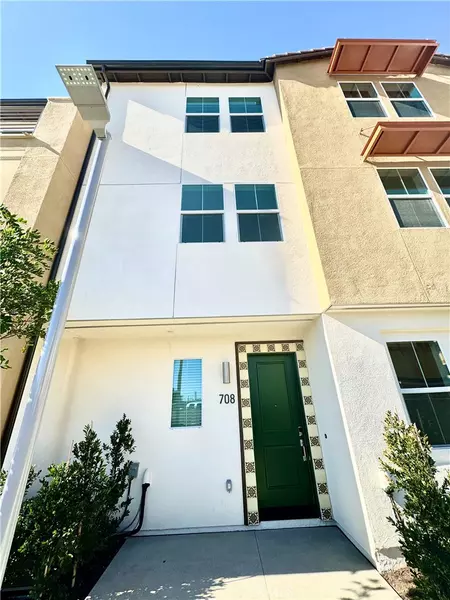 708 Cara carra lane, Covina, CA 91723