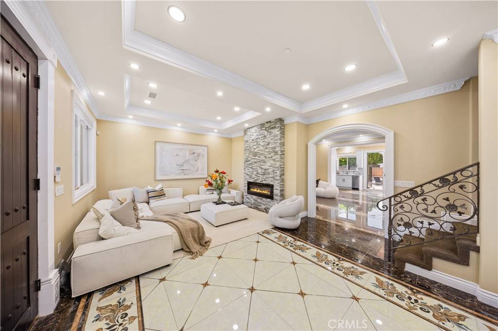 Arcadia, CA 91007,185 W Palm DR