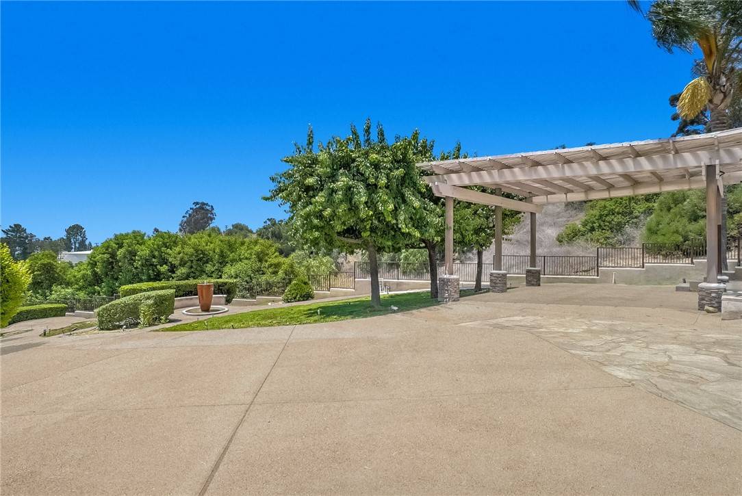 Whittier, CA 90605,15841 Aurora Crest DR