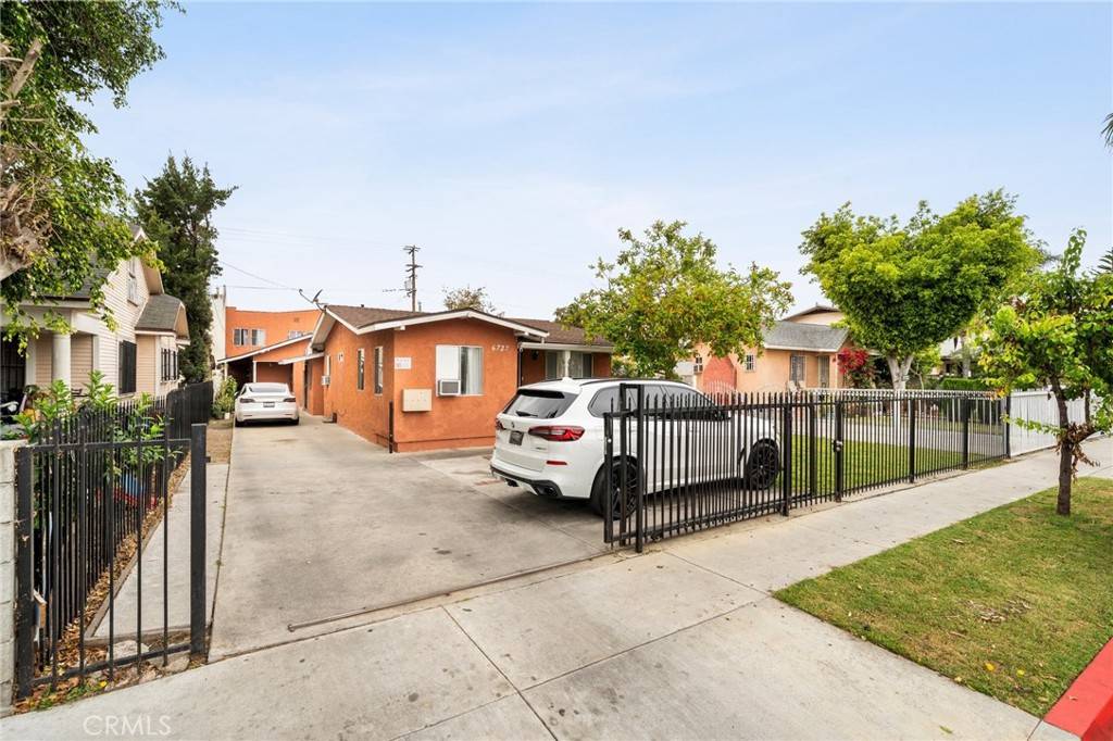 6727 Stafford AVE, Huntington Park, CA 90255